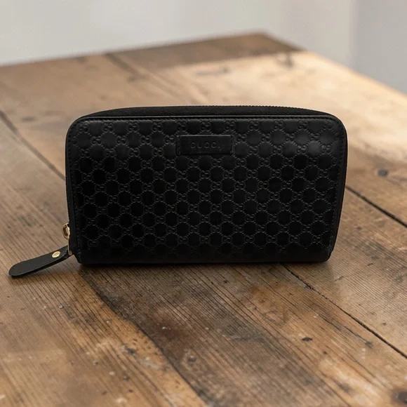 Gucci Microguccissima Zip Around Wallet - Picture 2 of 10